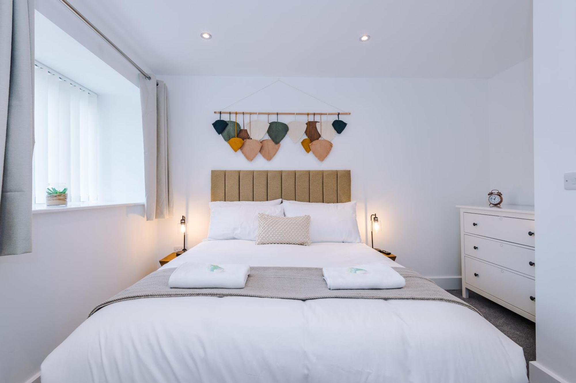 Number 21: A Breathtaking Chester Cottage With Parking Mollington  エクステリア 写真